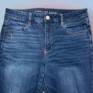 AMERICAN EAGLE Women’s 12 SHORT HI RISE JEGGING